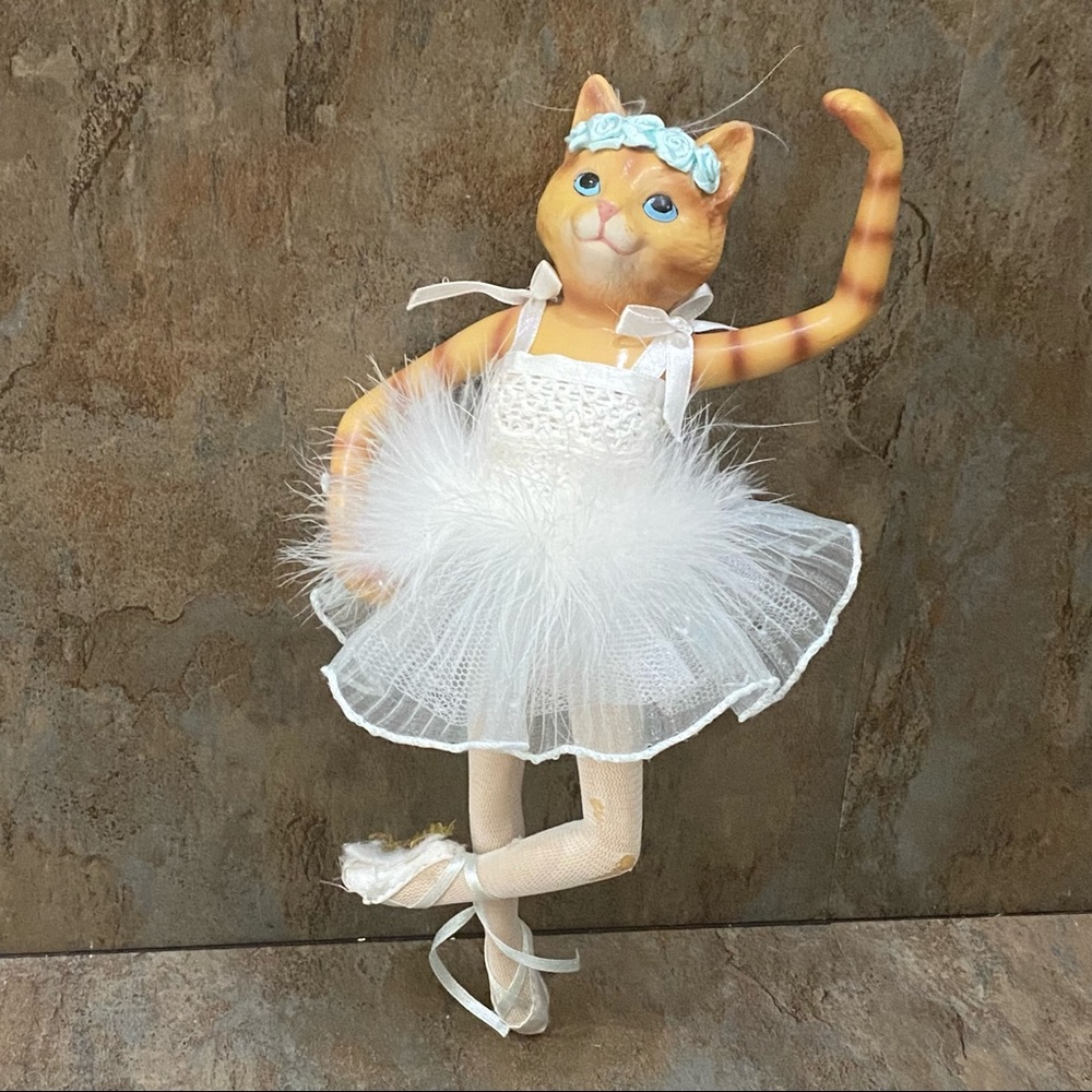 Vintage Dillard’s Trimmings Ballerina Cat Resin 10” Ornament